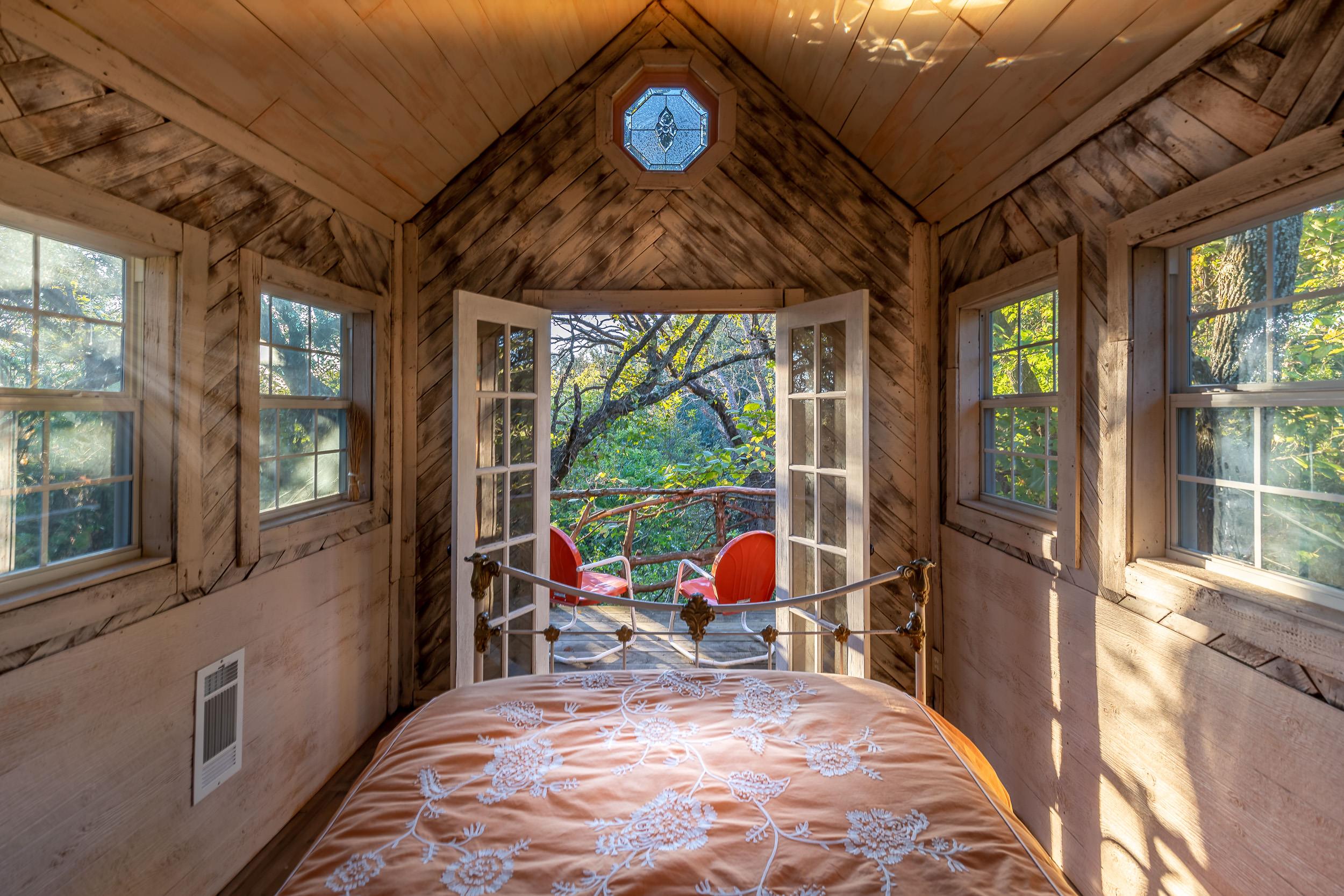 Master Bedroom Balcony