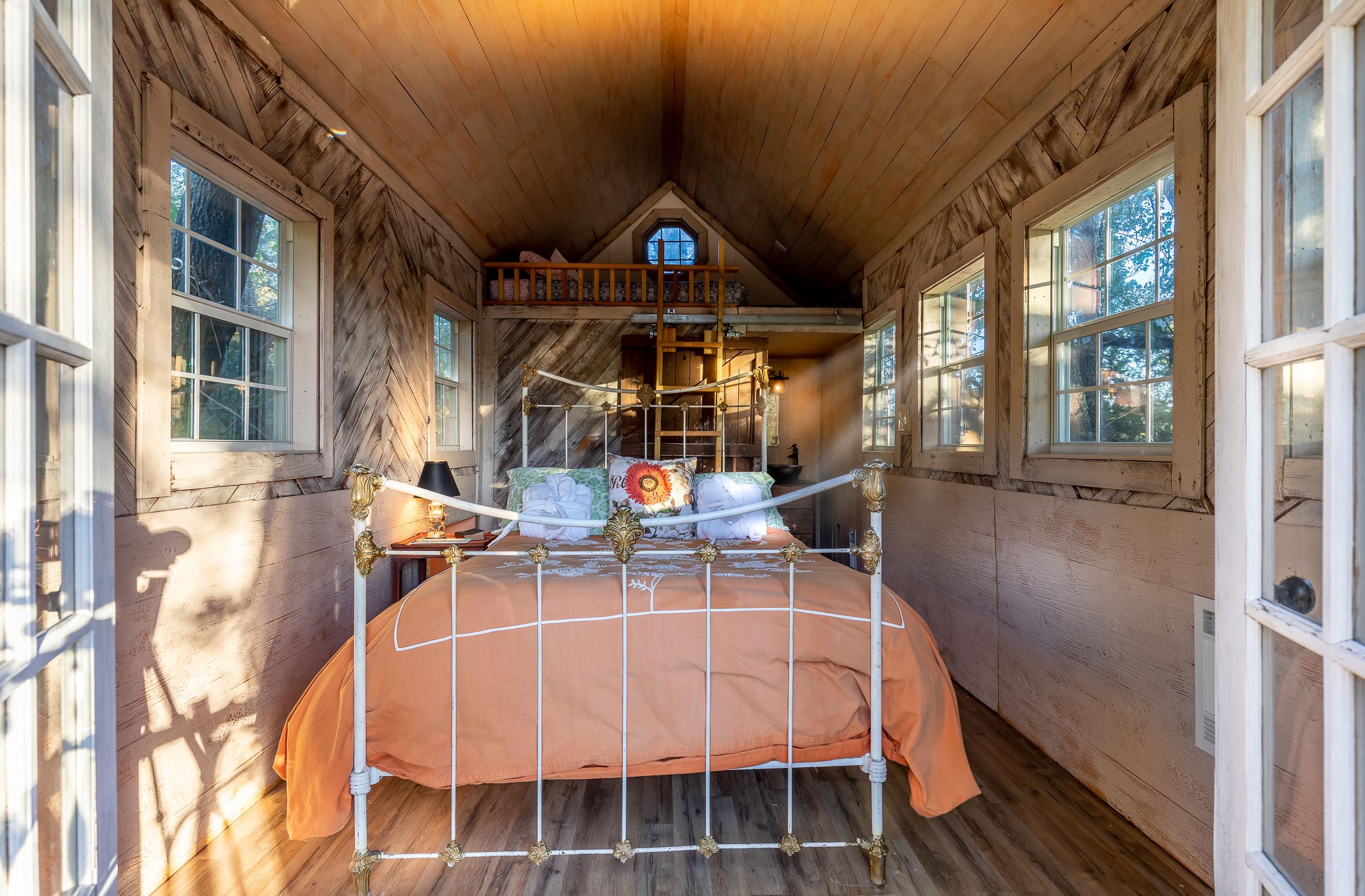 Bare Creek Master Bedroom 